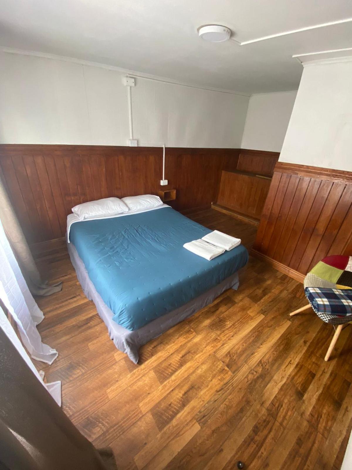 Hostal Ochen Punta Arenas Exterior photo